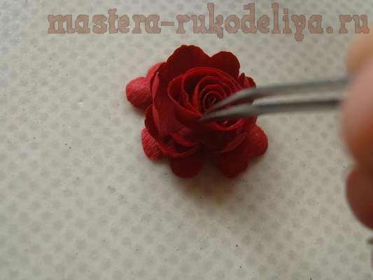 Мастер-класс по квиллингу: Розы из креповой бумаги. Вариант 20