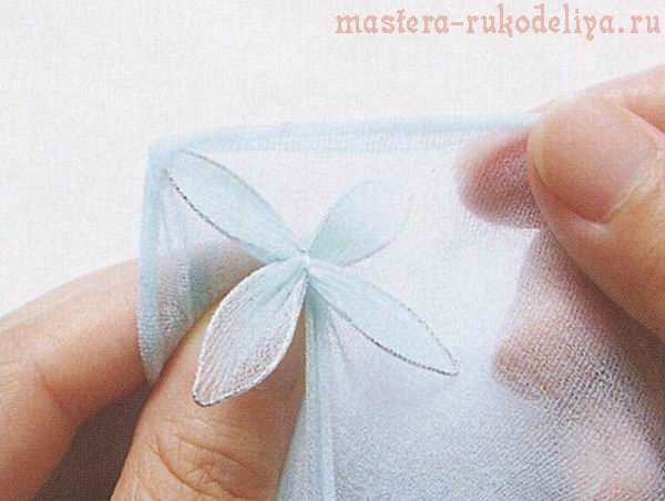 Мастер-класс по созданию украшений из капрона: Серьги Белый цветок