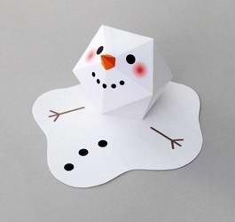 Поделки с детьми к Новому году: 3D-Снеговик из бумаги