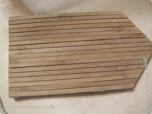 Мастер-класс по филиграни из джутового шнура: Картонно-деревянно-джутовая ключница Рябинушка