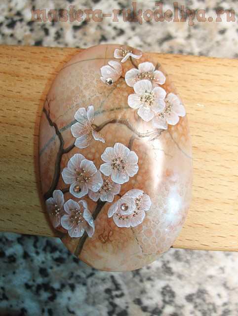 Мастер-класс по росписи камней: Сакура на яшме